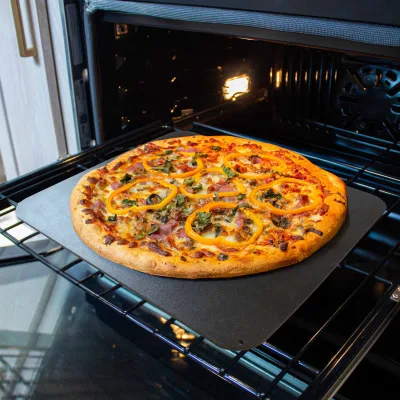 Pizza Steel with Moat, 14x14-Inch